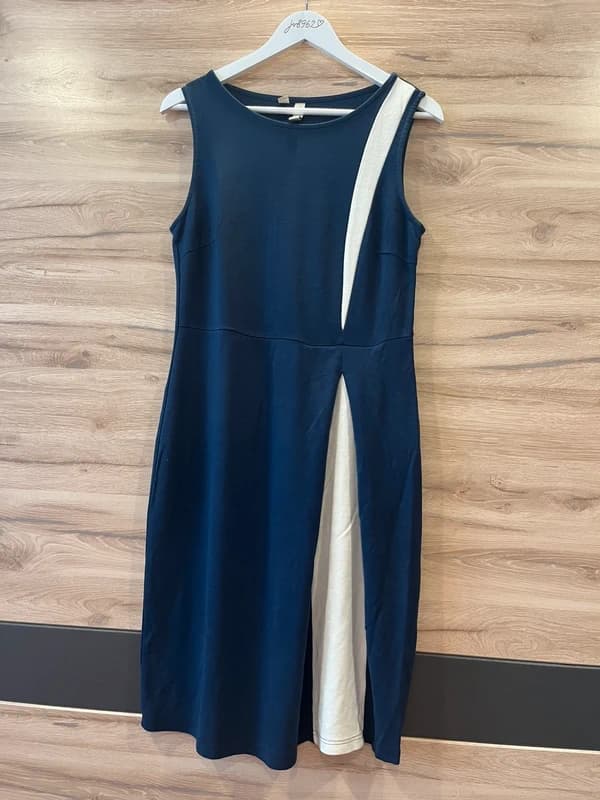 Tmavě modré šaty Bodyflirt boutique — fotka 1